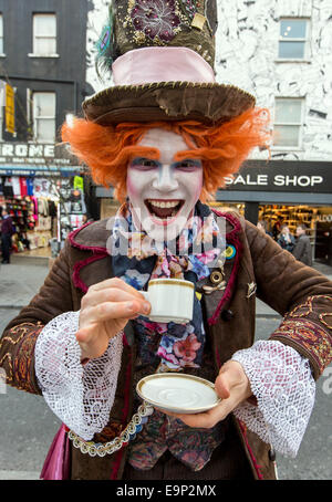 Mad Hatters Tea Party Camden London UK Banque D'Images