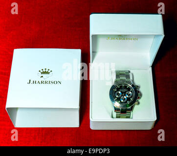 GOMEL, Bélarus - 31 août 2014 : J. HARRISON J.H-014DS montre-bracelet. J. Harrison ce Japonais watch company. Banque D'Images