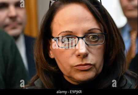 Prague, République tchèque. 31 octobre, 2014. Adriana Krnacova, aura un nouveau maire de Prague à Prague, République tchèque, le 31 octobre 2014. © Katreina Sulova/CTK Photo/Alamy Live News Banque D'Images