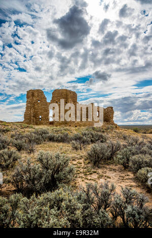 Pueblo Pintado est une ruine en Anasazi Chaco Canyon dans le nord du Nouveau Mexique. Il a été construit en 1060-1061 par A.D. Pueblo ancêtres. Banque D'Images