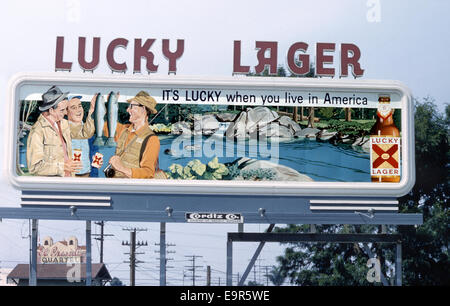 Lucky Lager beer billboard circa 1950 Banque D'Images