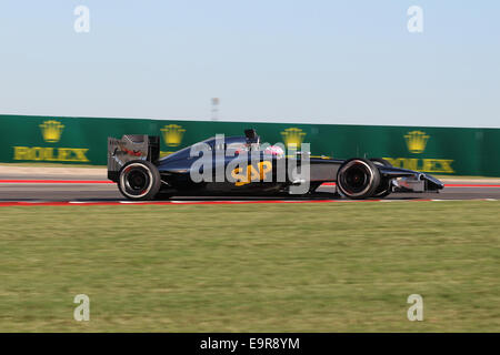 Austin, Texas, États-Unis. 31 octobre, 2014. F1 Grand Prix d'Amérique, de la pratique et de jour de vérification existante. Le pilote McLaren Mercedes Jenson Button prend la voie formation pratique : Crédit vendredi session Action Plus Sport/Alamy Live News Banque D'Images