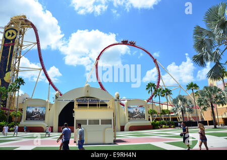 Hollywood Rip Ride Rockit roller coaster à Universal Studios Orlando en Floride Banque D'Images