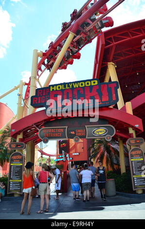 Hollywood Rip Ride Rockit roller coaster à Universal Studios Orlando en Floride Banque D'Images