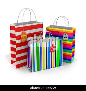 Papier Sacs à rayures colorées avec des étiquettes isolé sur fond blanc. 3d Banque D'Images