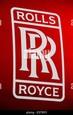 Badge de Rolls Royce sur un Boeing 787 Dreamliner turbine engine. Banque D'Images