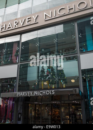 Harvey Nichols des passants, Manchester Banque D'Images