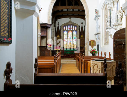 Intérieur de l'église dans l'enceinte de Belton Hall, près de Grantham, Lincolnshire, Angleterre, Royaume-Uni Banque D'Images