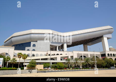 Vue extérieure de Ski Dubaï ski intérieure au Mall of the Emirates à Dubaï Émirats Arabes Unis Banque D'Images