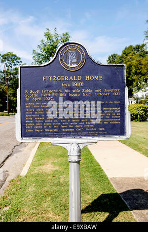 En dehors de la plaque historique Scott et Zelda Fitzgerald accueil et musée à Montgomery, AL Banque D'Images