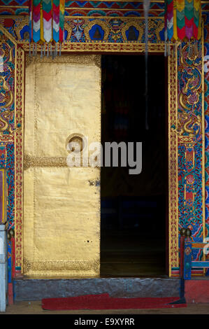 Des détails architecturaux d'une embrasure à Wangdue Phodrang Wangdue Dzong, Bhoutan, Banque D'Images