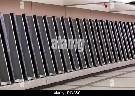 L'Aéroport International de Denver sur le modèle d'un dimanche matin. Banque D'Images