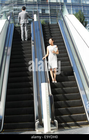 Young businessman and businesswoman Banque D'Images