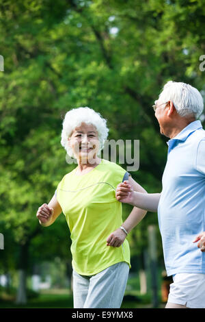 Couple de personnes âgées Banque D'Images