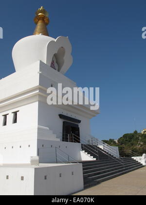 Stupa, temple bouddhiste, Benalmadena, Costa del Sol, Andalousie, Espagne Banque D'Images