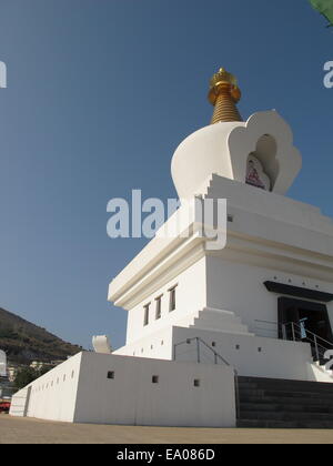 Stupa, temple bouddhiste, Benalmadena, Costa del Sol, Andalousie, Espagne Banque D'Images