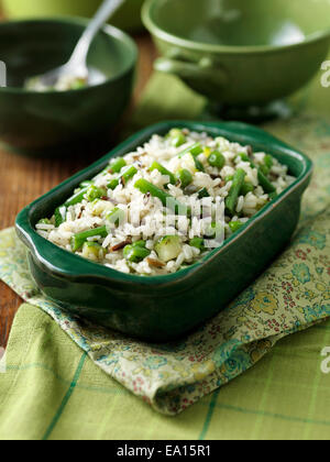 Risotto Primavera, pois et haricots Banque D'Images