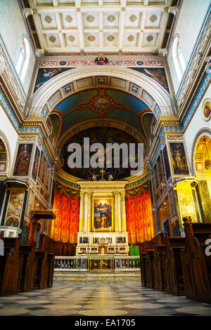 Basilique Cathédrale de Saint Dionysius Banque D'Images