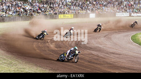 Dirt track racing ADAC 112E Banque D'Images