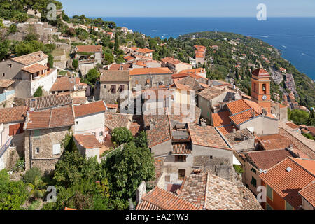 Vue sur les toits de la vieille ville, Roquebrune, Cap Martin, Côte d'Azur, France Banque D'Images