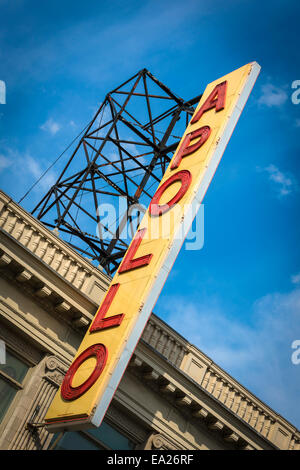 L'Apollo, sur West 125th Street, Harlem, New York, présente des concerts, des arts, de l'éducation et programme de sensibilisation communautaire Banque D'Images