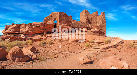 Beau Panorama de Wukoki ou Grande Maison à Wupatki National Monument occupé par l'Kayenta Anasazi culture de 1120 à 1210 Banque D'Images