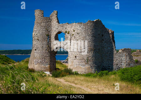 Pennard, château surplombant les falaises Trois Bay, Gower, Pays de Galles, Royaume-Uni, Europe Banque D'Images