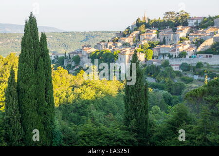Bonnieux, Luberon, Provence, France, Europe Banque D'Images