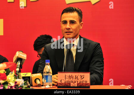 Fabio Cannavaro Guangzhou Evergrande servira comme entraîneur en chef à Guangzhou, Guangdong, Chine, le 03 novembre, 2014. Banque D'Images