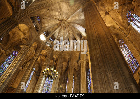 L'Espagne. La Catalogne. La Cathédrale de Barcelone. À l'intérieur. Abside. 13e siècle. Banque D'Images