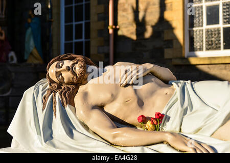 Stock Photo - Extérieur de l'église de saint Colomba Tour Long, terminé en 1909. Photo : George Sweeney/Alamy Banque D'Images