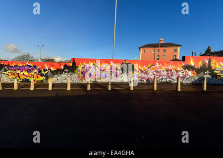 Stock Photo - Graffiti sur mur dans le centre-ville de Derry. Photo : George Sweeney/Alamy Banque D'Images