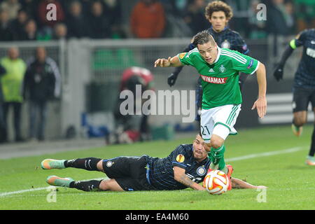 St Etienne, France. 08Th Nov, 2014. Ligue Europa phase de groupes. St Etienne contre l'Inter Milan. Romain Hamouma (saint etienne) : Action de Crédit Plus Sport/Alamy Live News Banque D'Images