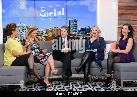 Toronto, Canada. 6e novembre 2014. Acteur et comédien américain canadien Martin Short apparaît sur les ondes de CTV LE SOCIAL à la promotion de ses mémoires - 'Je dois dire : ma vie comme un humble Légende Comédie'. Credit : EXImages/Alamy Live News Banque D'Images