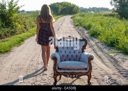 Départ symbolique, les adolescents (14 ans), fille, lane Banque D'Images