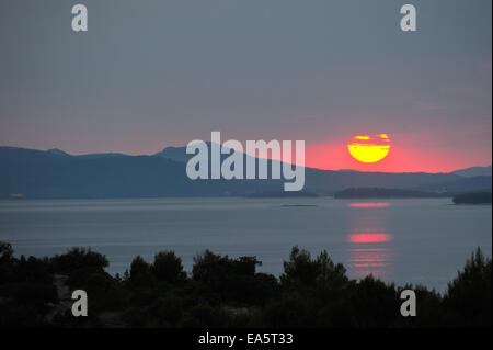 Coucher du soleil dans les détroits de Zadar Banque D'Images
