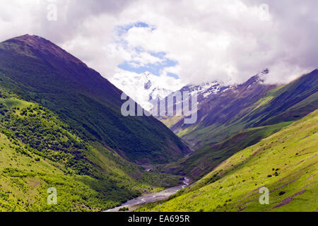 Montagnes du Caucase en Russie Banque D'Images