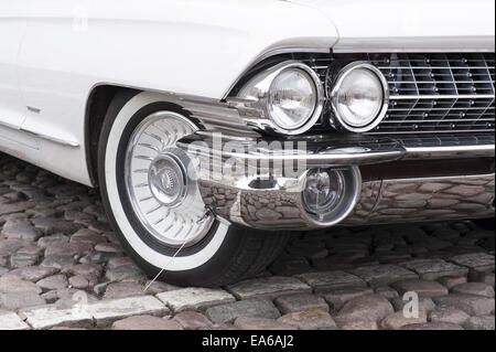 Caddie blanc Banque D'Images