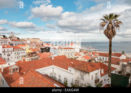 Portugal, Lisbonne, vue sur vieille ville Banque D'Images