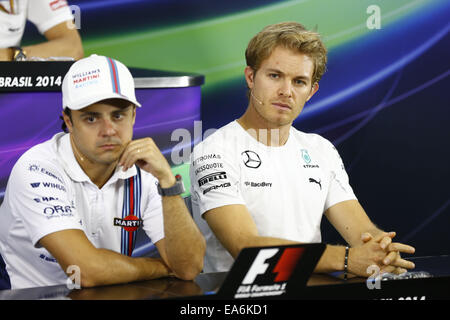 Sport Automobile : Championnat du Monde de Formule 1 de la FIA 2014, Grand Prix du Brésil, # 19 Felipe Massa (BRA, Williams Martini Racing, # 6 Nico Rosberg (GER, Mercedes AMG Petronas F1 Team), Banque D'Images