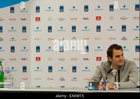 O2 Arena, London, UK. 7 novembre, 2014. Sixième année consécutive de la prestigieuse finale ATP à Londres avec la meilleure huit célibataires et les meilleures équipes de huit chambres doubles de la saison à l'affiche pour la finale. Roger Federer. Credit : Malcolm Park editorial/Alamy Live News Banque D'Images