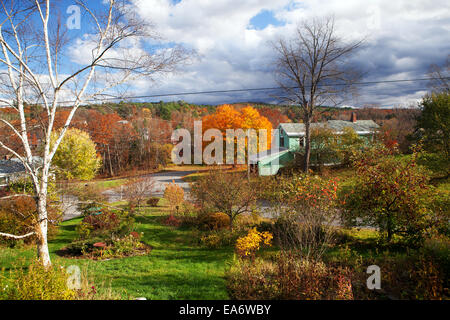 New Hampshire, USA paysage pittoresque du feuillage de l'automne. Banque D'Images