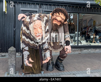 La célèbre statue de troll le long de la rue commerçante de Reykjavik. Banque D'Images