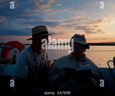 Soirée de la voile sur le lac Derg Banque D'Images