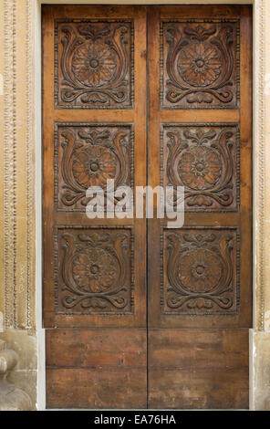 Malte, Mosta : entrée principale de l'église de St Marie, connue sous le nom de Rotonde Mosta Mosta ou Dôme. Banque D'Images