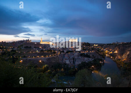 Toledo city at Dusk Banque D'Images