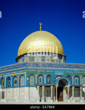 Dôme du rocher sur le mont du Temple à Jérusalem Israël Banque D'Images