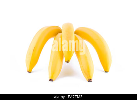 Groupe de cinq bananes fraîches, fruits isolated on white Banque D'Images