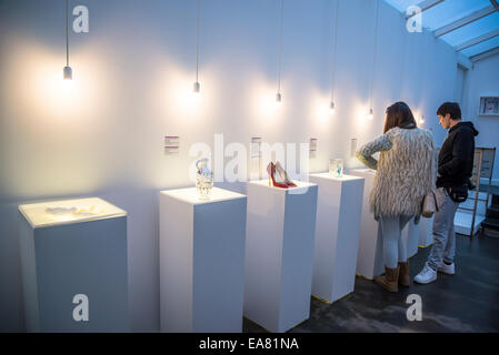 Musée de relations brisées, de l'intérieur, la Haute Ville, Zagreb, Croatie Banque D'Images