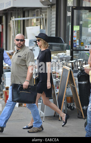 Taylor Swift en laissant son gymnase à Soho avec : Taylor Swift Où : Manhattan, New York, United States Quand : 06 mai 2014 Banque D'Images